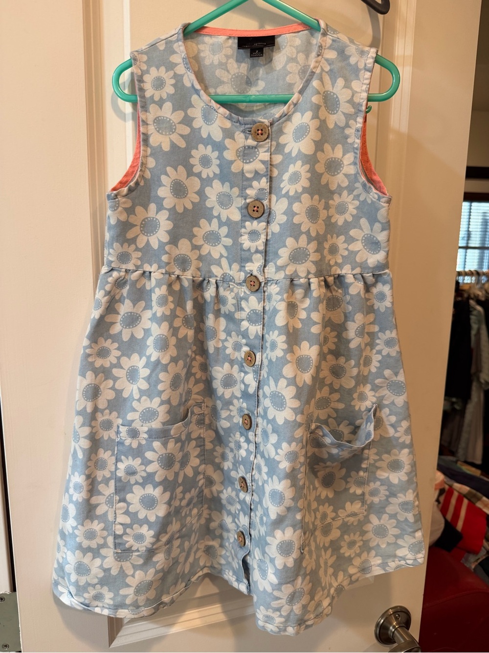 Girls Sleeveless Daisy Button-Front Dress in Light Blue and White